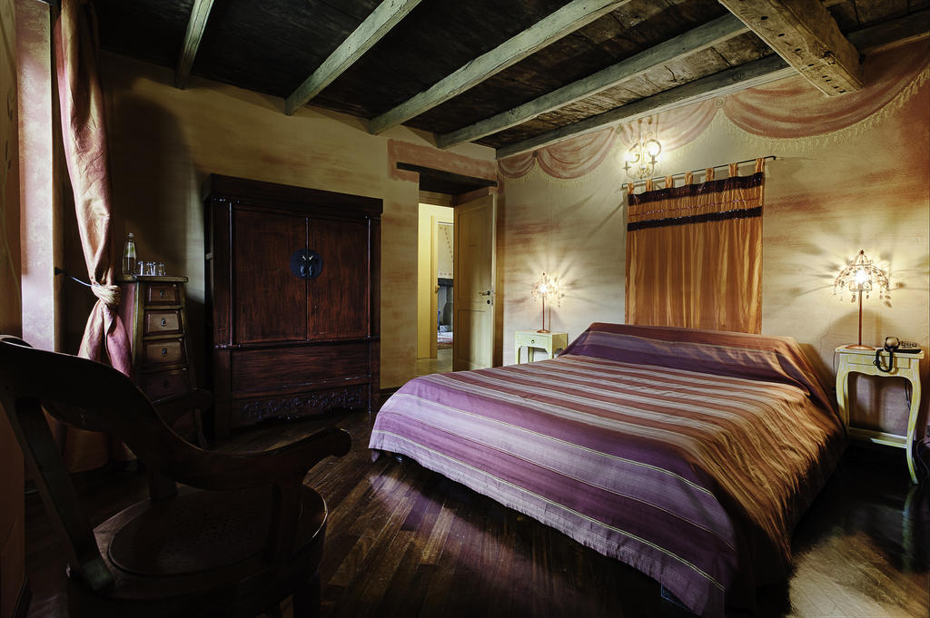 Borgo Casale Guest House Albareto  Room photo