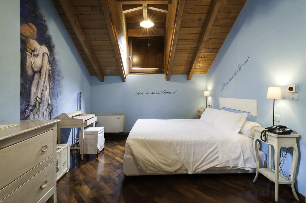 Borgo Casale Guest House Albareto  Room photo